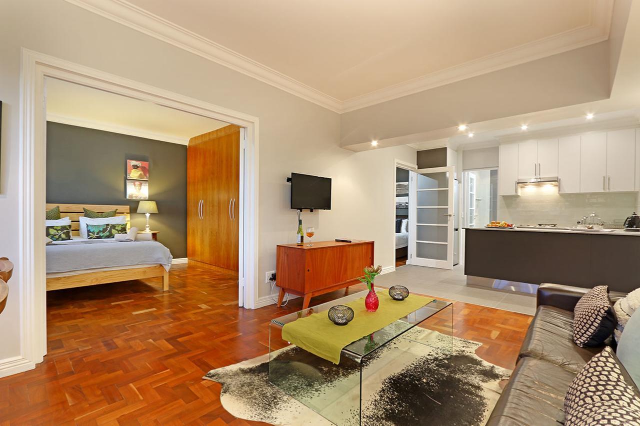 Afribode'S Adenium Beachfront Apartman Fokváros Kültér fotó